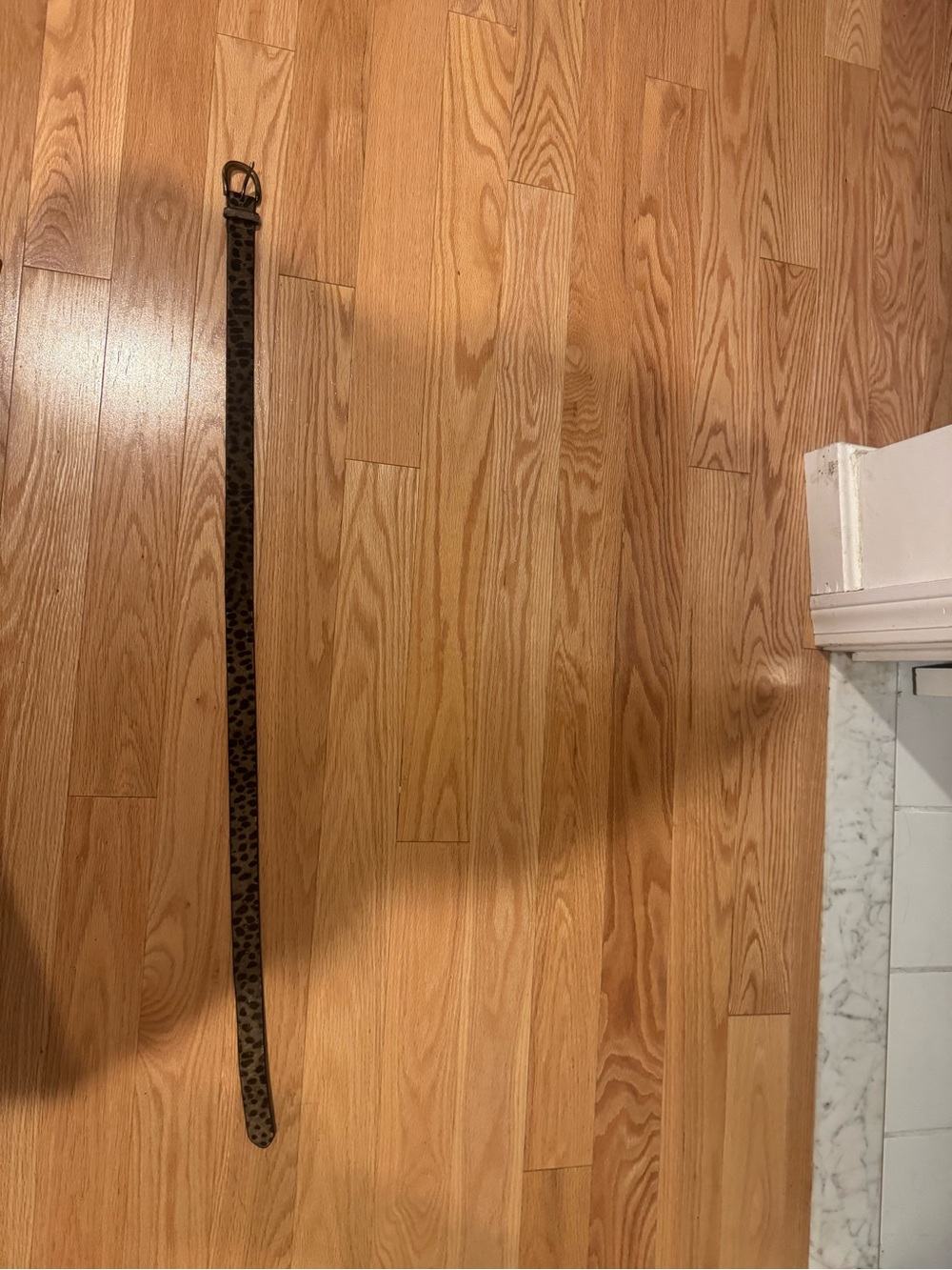 Genuine Leather belt in Leopard print, size M/L